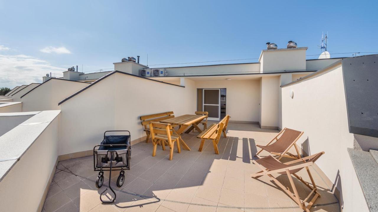 Apartamenty Sun & Snow Bursztynowe Osiedle Jantar - Otoczone Lasem, Plac Zabaw Eksteriør bilde
